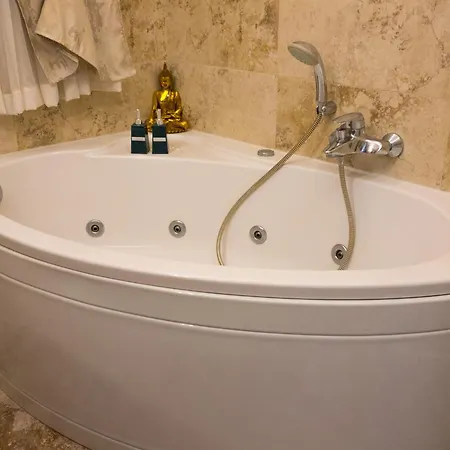 Kimray Boutique - Indulge In Comfort, Embrace Tranquility * Marsaskala