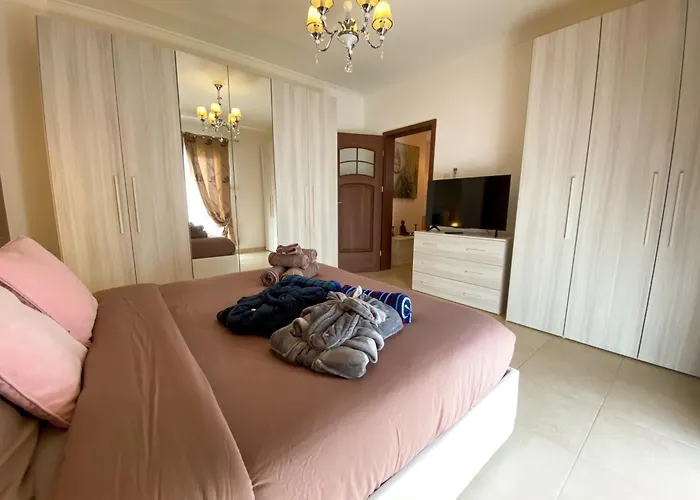 Апартаменты Kimray Boutique - Indulge In Comfort, Embrace Tranquility Марсаскала